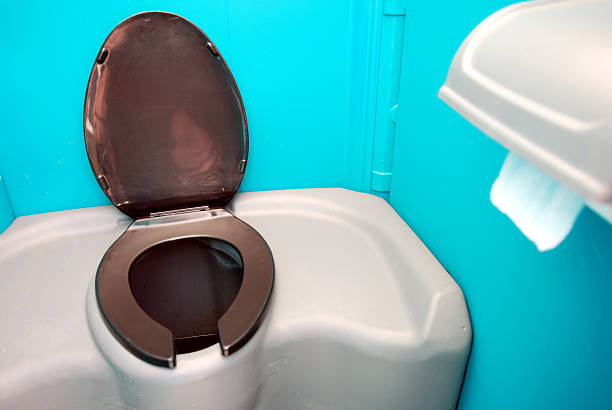 Best Portable toilet rental cost  in Olney, IL